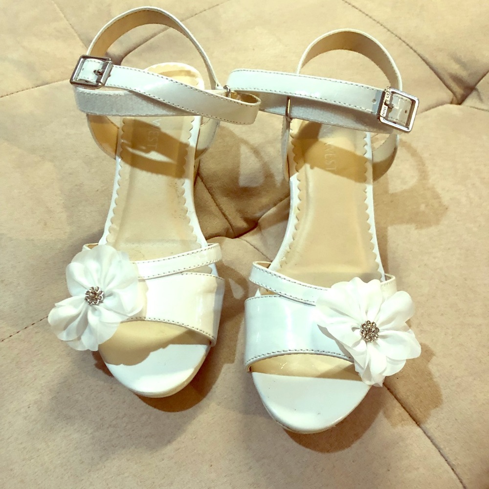 Girls wedge white shoes